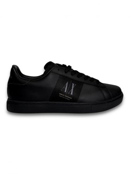 Armani Exchange — изображение 2