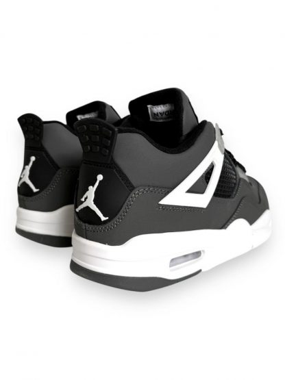 Nike Air Jordan 4 Retro — изображение 3